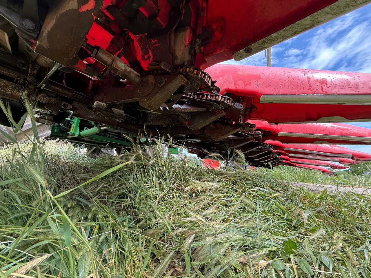 Hydraulic folding corn header Capello Quasar - Kukorica adapter: 5 kép. Hydraulic folding corn header Capello Quasar - Kukorica adapter: 5 kép.