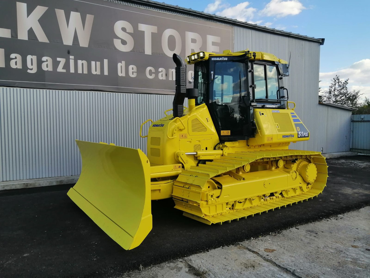 Komatsu D51PXI-24 Buldozer, TOP !!! - Buldózer: 2 kép. Komatsu D51PXI-24 Buldozer, TOP !!! - Buldózer: 2 kép.