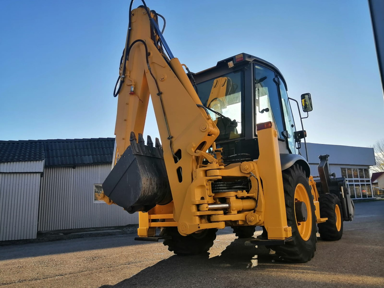 LiuGong CLG777A Backhoe Loader 4×4(copy) - Kotrórakodó: 3 kép. LiuGong CLG777A Backhoe Loader 4×4(copy) - Kotrórakodó: 3 kép.