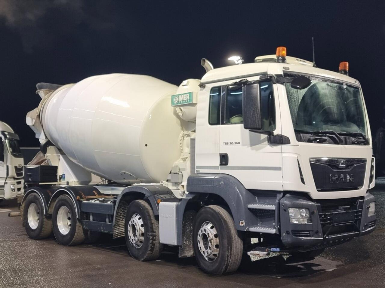 MAN TGS 32.360 8×4 Beton Mixer 9m3 - Betonmixer: 2 kép. MAN TGS 32.360 8×4 Beton Mixer 9m3 - Betonmixer: 2 kép.