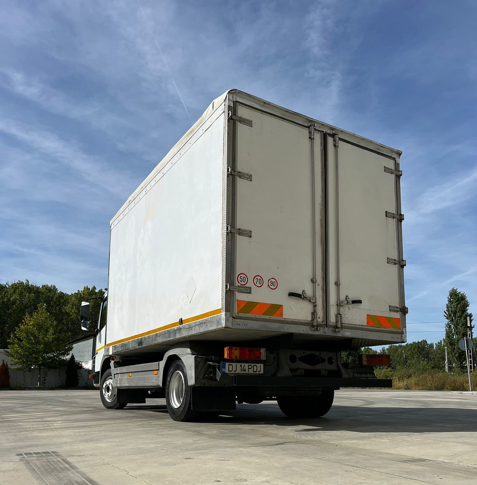 Mercedes-Benz Atego 10.15 Thermo King -20 C, Meat on hooks transport - Hűtős teherautó: 3 kép. Mercedes-Benz Atego 10.15 Thermo King -20 C, Meat on hooks transport - Hűtős teherautó: 3 kép.