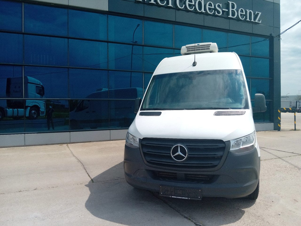 Mercedes-Benz Sprinter 314 CDI, Thermo King -20C, TOP !!! - Hűtős kisteherautó: 2 kép. Mercedes-Benz Sprinter 314 CDI, Thermo King -20C, TOP !!! - Hűtős kisteherautó: 2 kép.