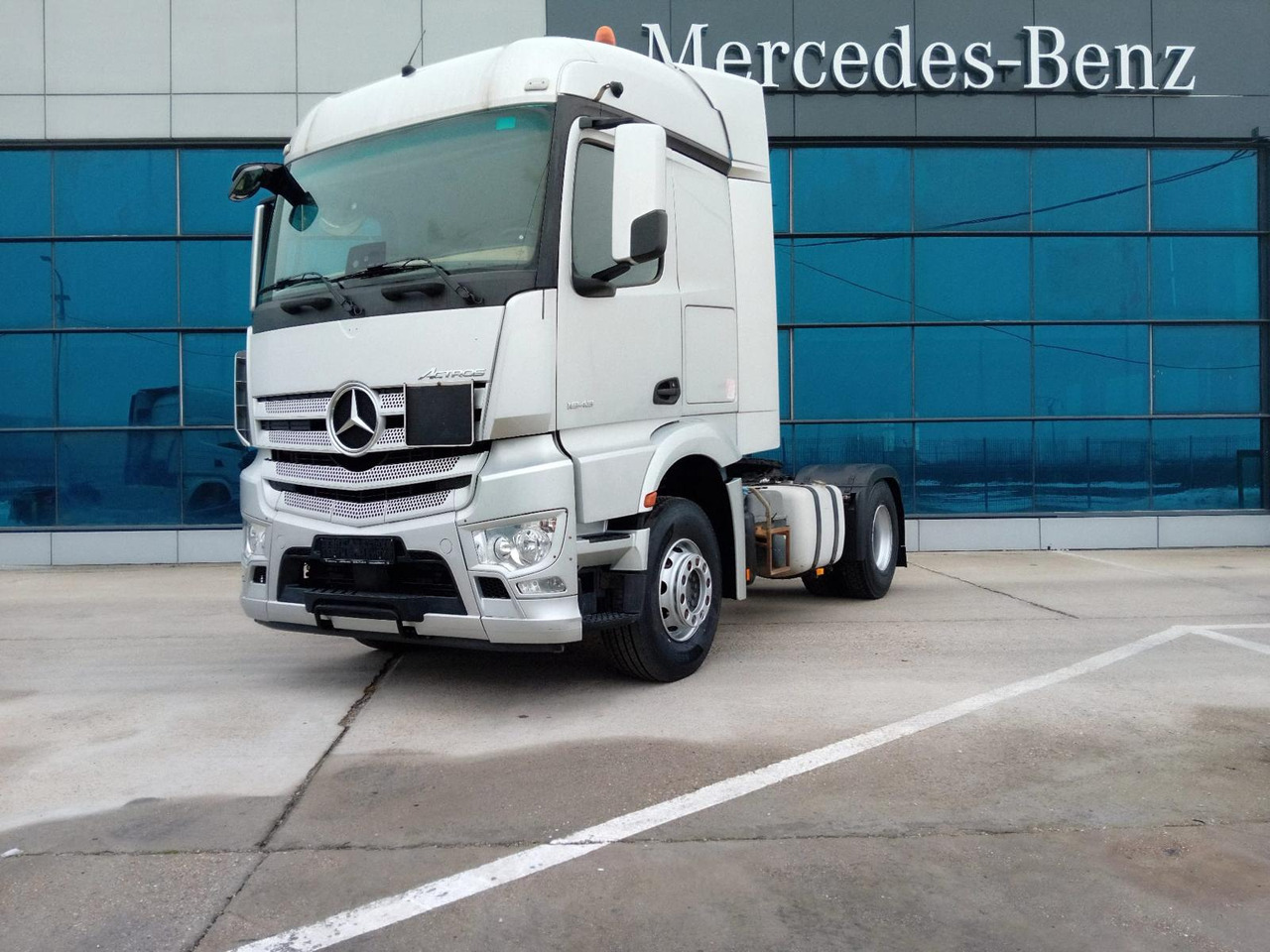 Mercedes-Benz Actros 1843 LS Full ADR , TOP !!! - Nyergesvontató: 1 kép. Mercedes-Benz Actros 1843 LS Full ADR , TOP !!! - Nyergesvontató: 1 kép.