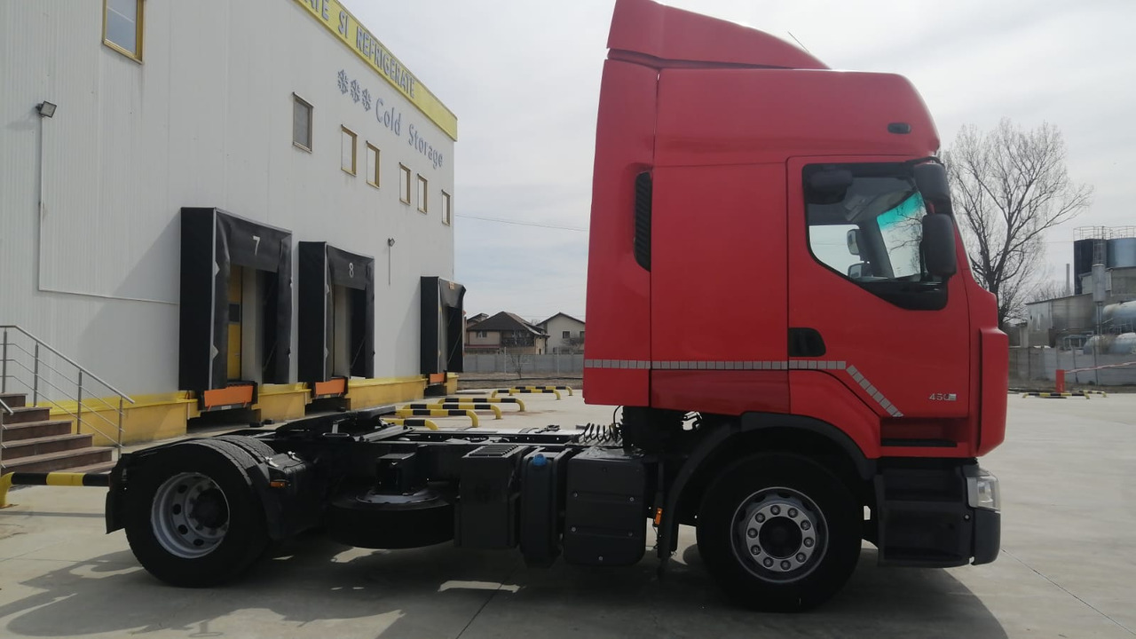 Renault PREMIUM 450 DXI, Manual ZF - Nyergesvontató: 2 kép. Renault PREMIUM 450 DXI, Manual ZF - Nyergesvontató: 2 kép.