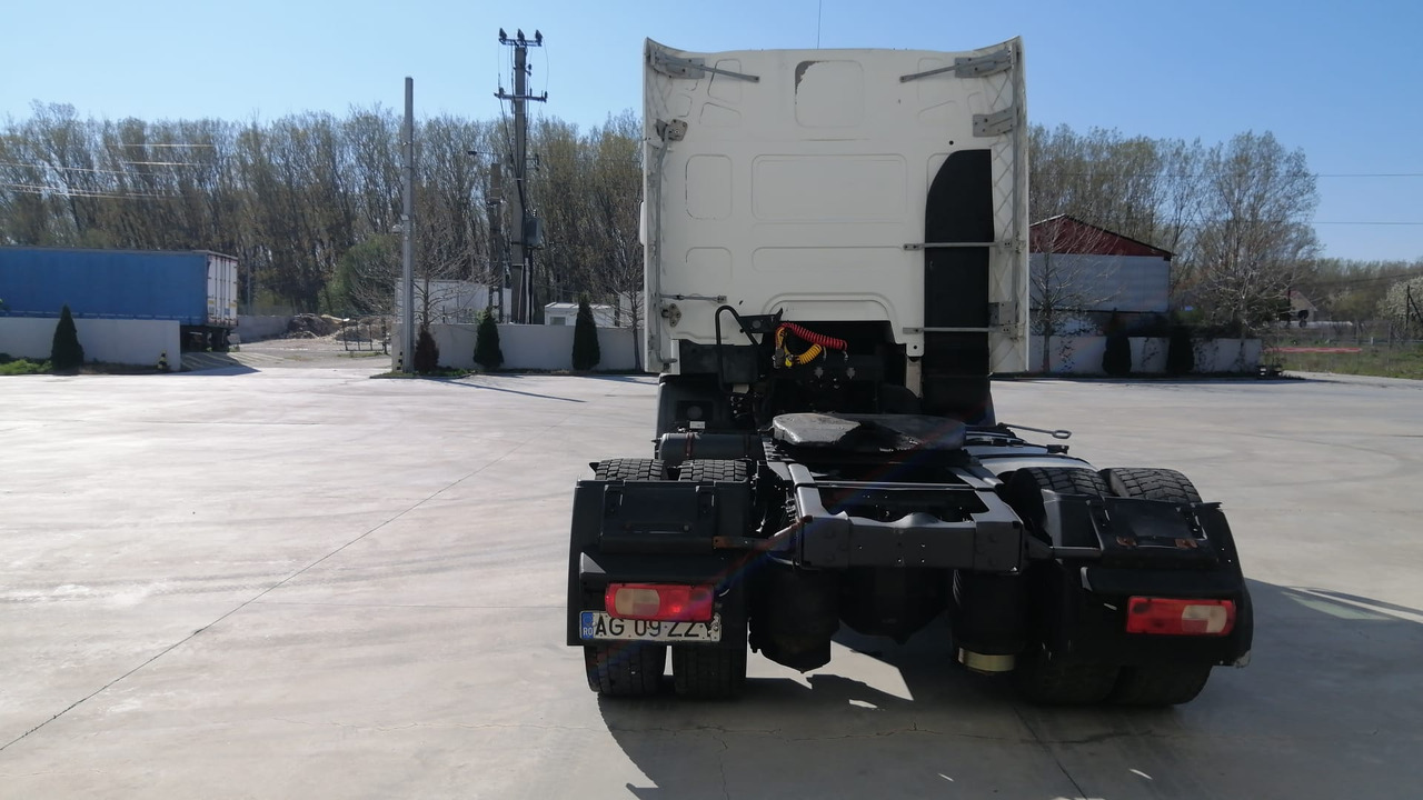 Renault Premium 420 DCI Standard Tractor, Manual ZF - Nyergesvontató: 4 kép. Renault Premium 420 DCI Standard Tractor, Manual ZF - Nyergesvontató: 4 kép.