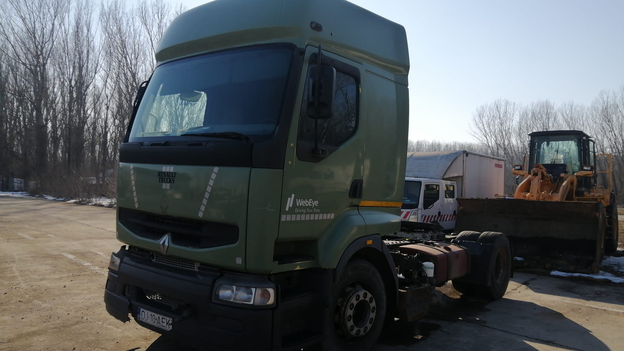 Renault Premium 420 DCI Standard Tractor, Manual ZF - Nyergesvontató: 1 kép. Renault Premium 420 DCI Standard Tractor, Manual ZF - Nyergesvontató: 1 kép.