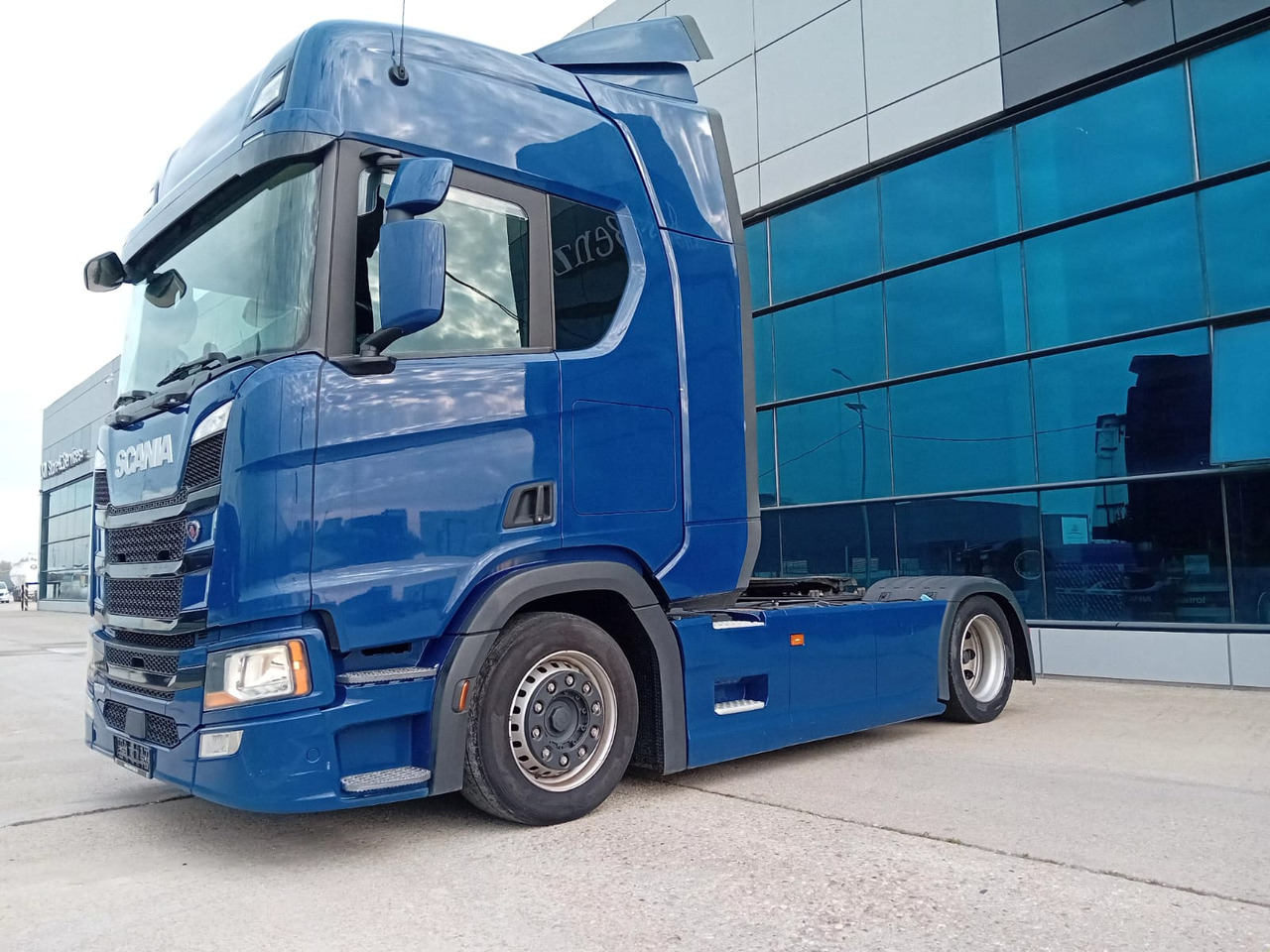 Scania R 500 Highline Mega Tractor, Top !!! - Nyergesvontató: 5 kép. Scania R 500 Highline Mega Tractor, Top !!! - Nyergesvontató: 5 kép.