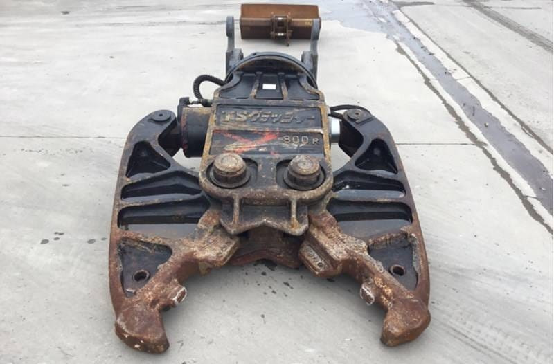 Okada TS 800 R demolition shears - Roppantó olló: 1 kép. Okada TS 800 R demolition shears - Roppantó olló: 1 kép.