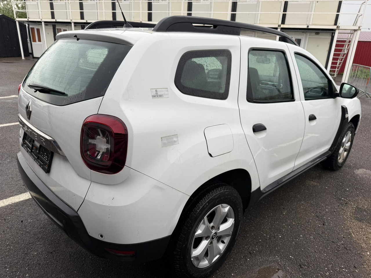 RENAULT DUSTER 4X4 - Terepjáró/ SUV: 4 kép. RENAULT DUSTER 4X4 - Terepjáró/ SUV: 4 kép.