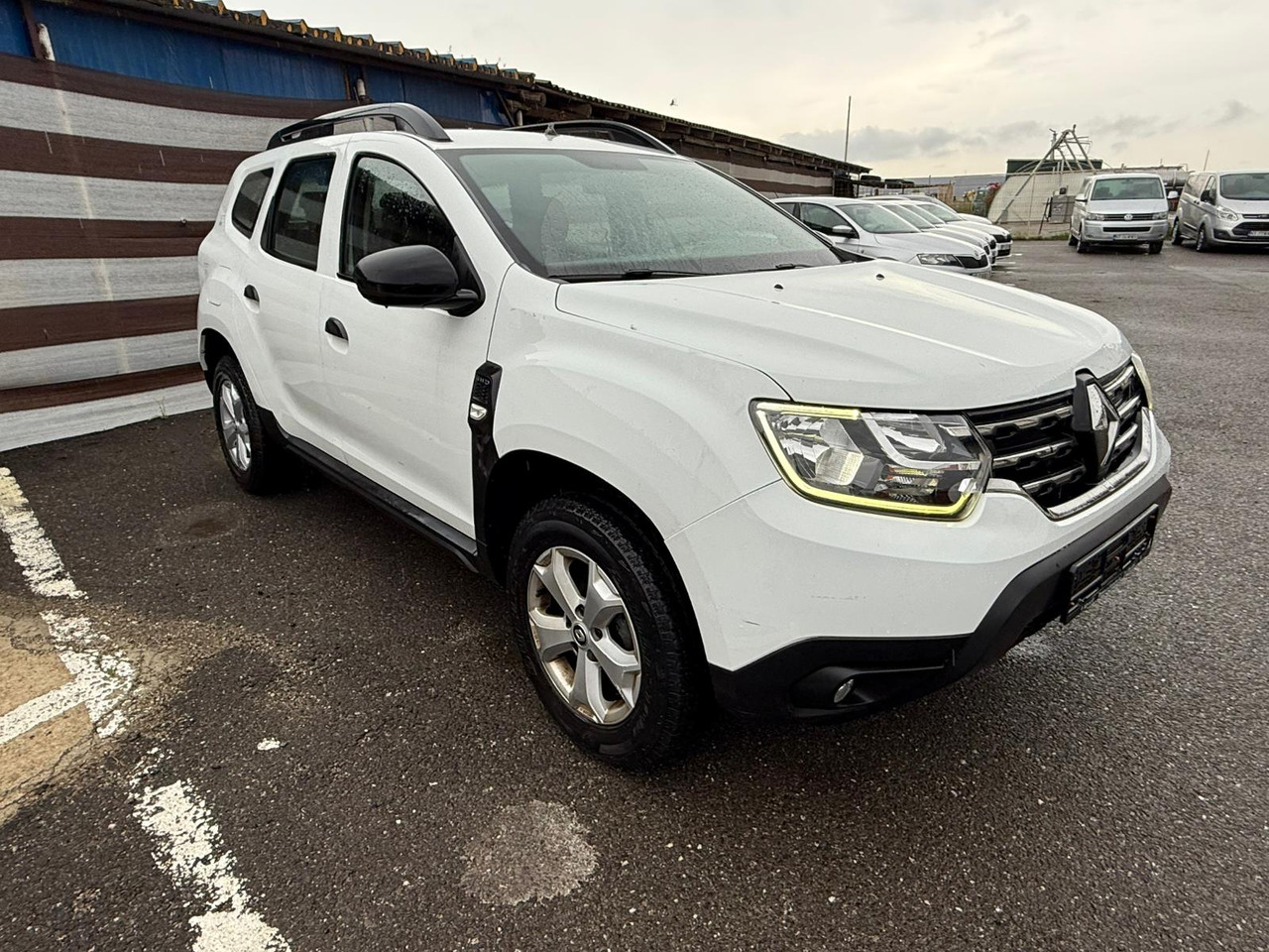 RENAULT DUSTER 4X4 - Terepjáró/ SUV: 1 kép. RENAULT DUSTER 4X4 - Terepjáró/ SUV: 1 kép.
