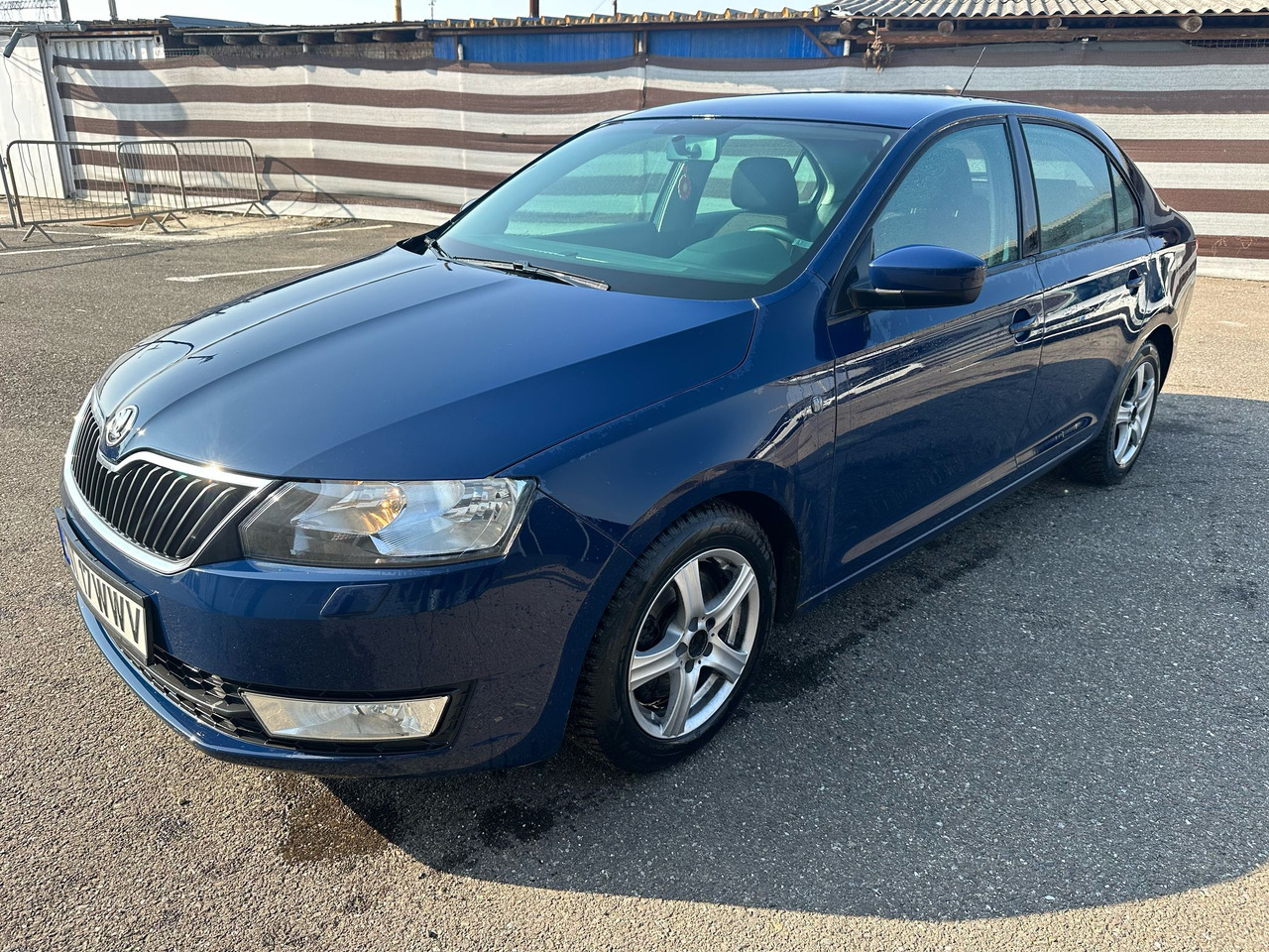 SKODA RAPID - Szedán: 1 kép. SKODA RAPID - Szedán: 1 kép.