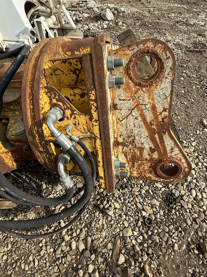 VERACHTERT VTC45 CONCRETE SHEARS - Roppantó olló - Építőipari gépek: 4 kép. VERACHTERT VTC45 CONCRETE SHEARS - Roppantó olló - Építőipari gépek: 4 kép.