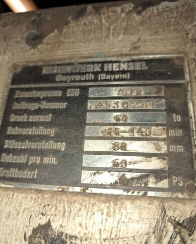 Epäkeskopuristin 60 tn Eisenwerk Hensel - Fémmegmunkáló gép: 5 kép. Epäkeskopuristin 60 tn Eisenwerk Hensel - Fémmegmunkáló gép: 5 kép.