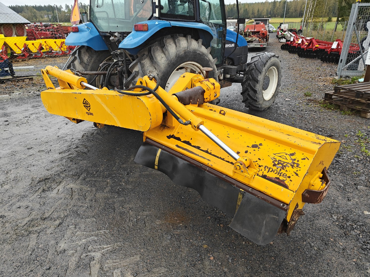 Epoke GM25 piennarmurskain - Fűkasza: 3 kép. Epoke GM25 piennarmurskain - Fűkasza: 3 kép.