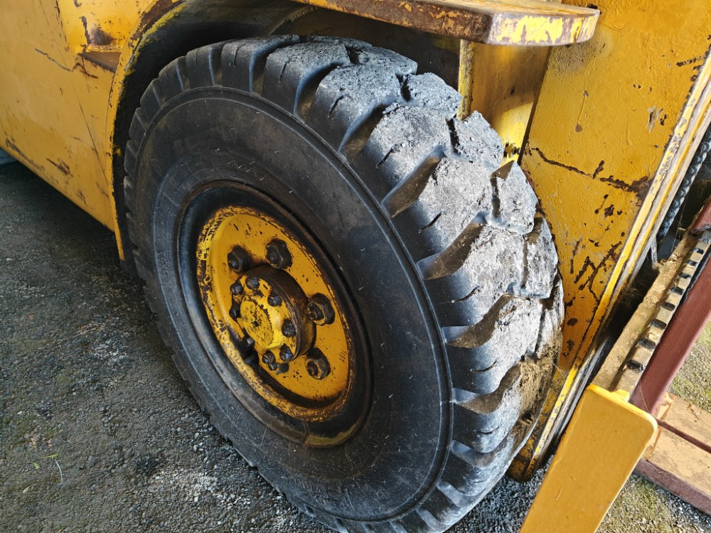 Dízel targonca HYSTER Diesel trukki: 13 kép.