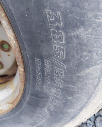 Platós pótkocsi Jalkalavakärry 3-akselinen ilma-alustainen.: 15 kép. Platós pótkocsi Jalkalavakärry 3-akselinen ilma-alustainen.: 15 kép.