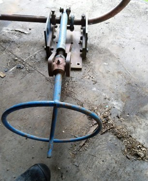 Kverneland Tukipyörän kiinnikeosa - Eke: 4 kép. Kverneland Tukipyörän kiinnikeosa - Eke: 4 kép.