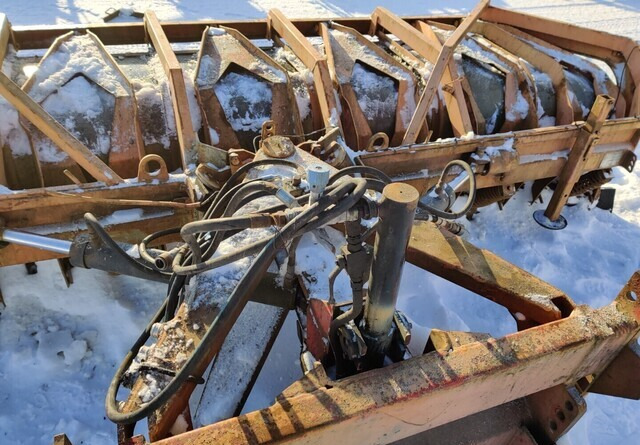 Hóeke Mahlers 400cm - Volvo-kiinnike: 13 kép.