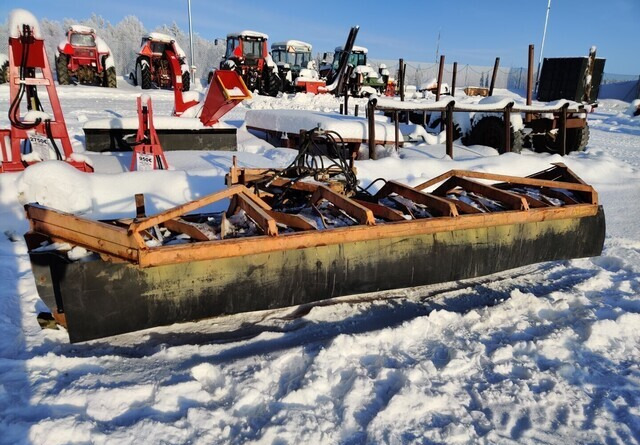 Hóeke Mahlers 400cm - Volvo-kiinnike: 11 kép.