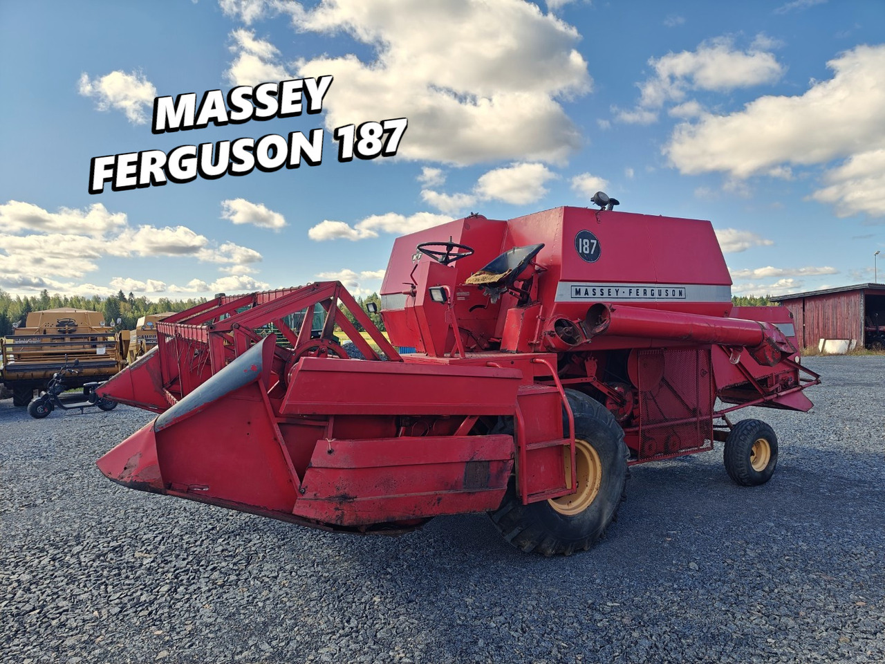 Massey Ferguson 187 Katso video! - Kombájn: 1 kép. Massey Ferguson 187 Katso video! - Kombájn: 1 kép.