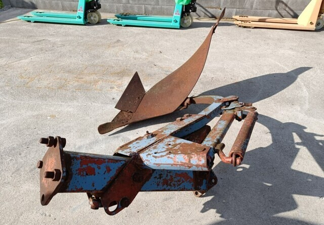 Överum Sarka-auran lisäsiipi - Eke: 2 kép. Överum Sarka-auran lisäsiipi - Eke: 2 kép.