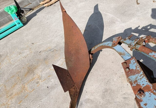 Överum Sarka-auran lisäsiipi - Eke: 5 kép. Överum Sarka-auran lisäsiipi - Eke: 5 kép.