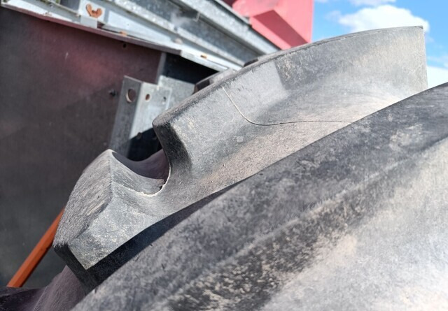 Komplett kerék - Mezőgazdasági gépek Taurus Paripyörät 18.4R38 todella hyväkuntoiset Fendt Farmer 312LSA sopivat: 6 kép. Komplett kerék - Mezőgazdasági gépek Taurus Paripyörät 18.4R38 todella hyväkuntoiset Fendt Farmer 312LSA sopivat: 6 kép.