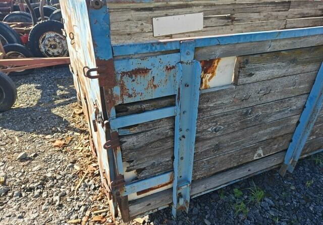 Platós felépítmény Vaihtolava 500cm: 9 kép.