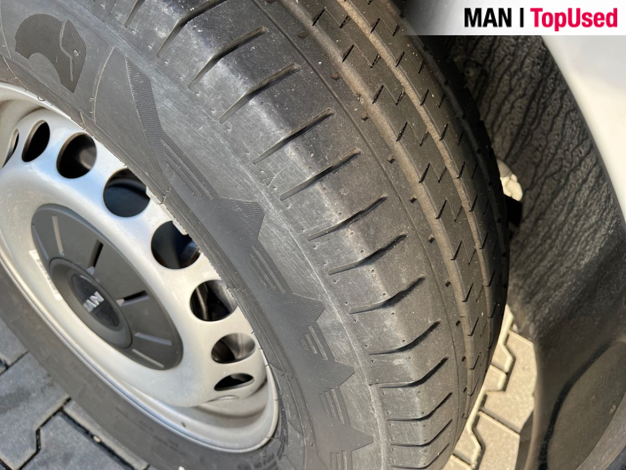 MAN TGE 3.140 4X2F SB flatbed - Furgon: 3 kép. MAN TGE 3.140 4X2F SB flatbed - Furgon: 3 kép.