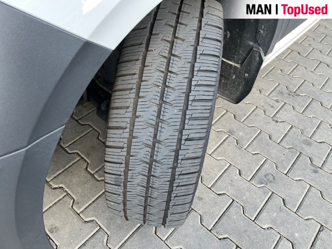 MAN TGE 3.140 4X2F SB kipper 3S Meiller - Furgon: 3 kép. MAN TGE 3.140 4X2F SB kipper 3S Meiller - Furgon: 3 kép.