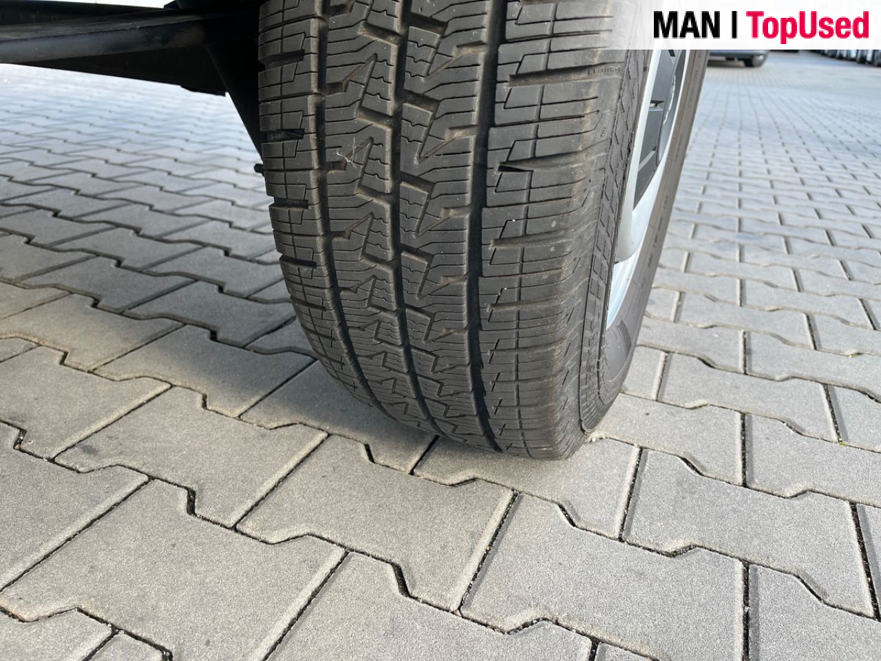 MAN TGE 3.140 4X2F SB kipper 3S Meiller - Furgon: 4 kép. MAN TGE 3.140 4X2F SB kipper 3S Meiller - Furgon: 4 kép.