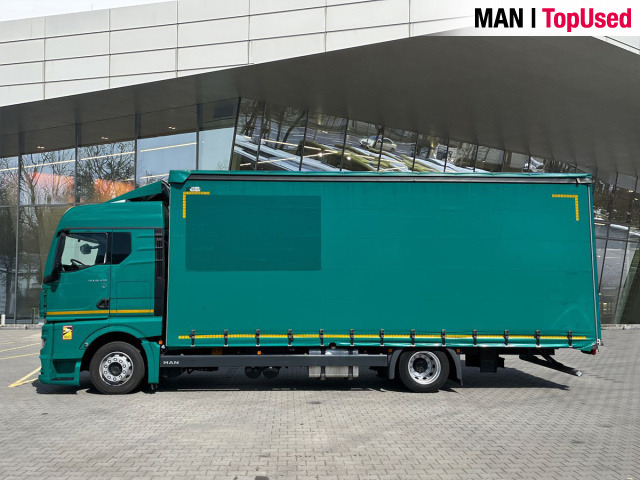 MAN TGX 18.470 4x2 LL CH - Warranty - Ponyvás teherautó: 4 kép. MAN TGX 18.470 4x2 LL CH - Warranty - Ponyvás teherautó: 4 kép.