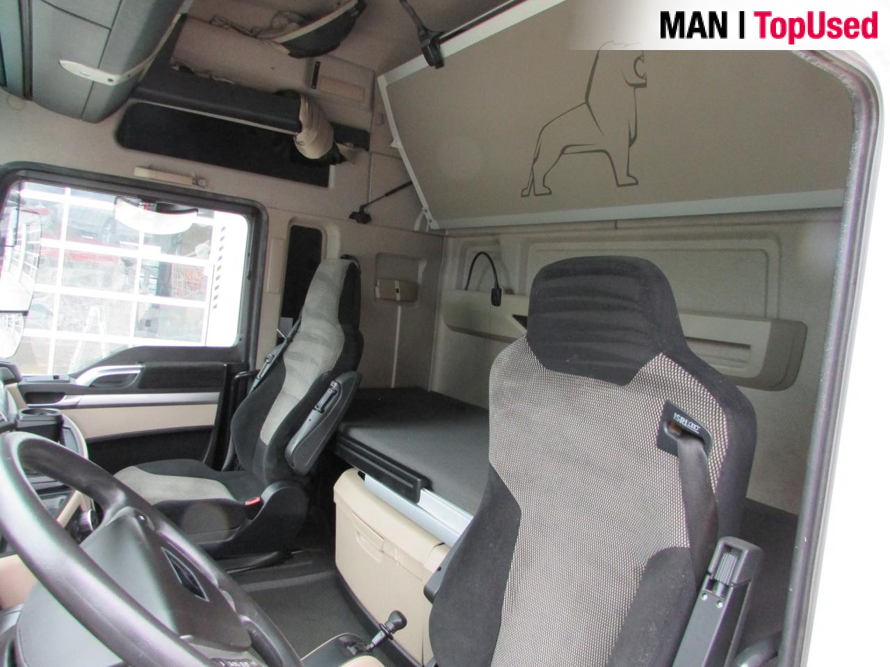 MAN TGX 18.460 4X2 LLS-U, ACC, Xenon Euro6 Retarder ZV - Nyergesvontató: 5 kép. MAN TGX 18.460 4X2 LLS-U, ACC, Xenon Euro6 Retarder ZV - Nyergesvontató: 5 kép.