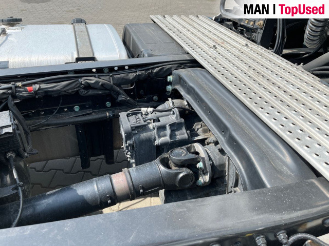 MAN TGX 18.470 4x2 BL SA - Nyergesvontató: 5 kép. MAN TGX 18.470 4x2 BL SA - Nyergesvontató: 5 kép.