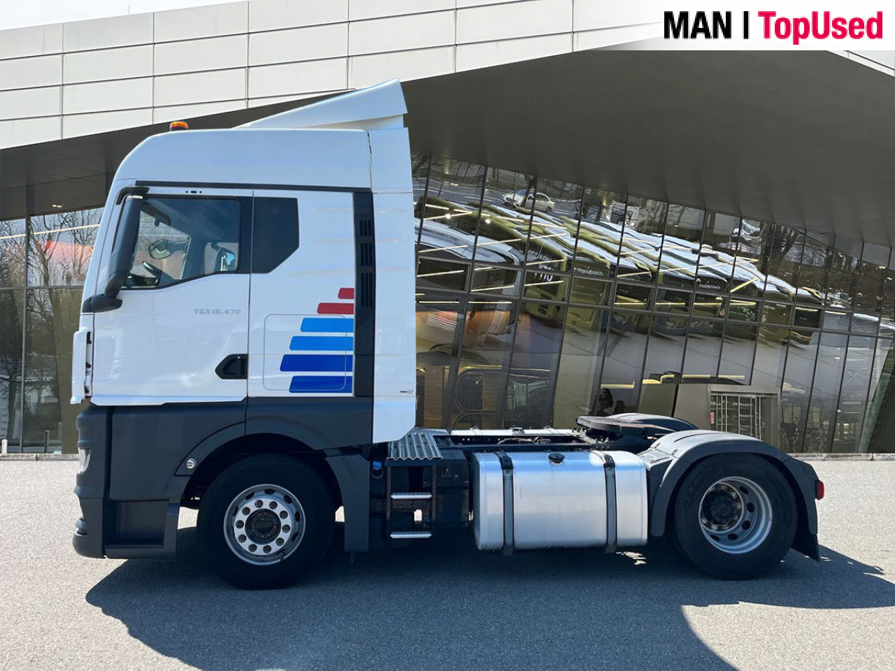 MAN TGX 18.470 4x2 BL SA Euro6 Retarder Klima ZV - Nyergesvontató: 2 kép. MAN TGX 18.470 4x2 BL SA Euro6 Retarder Klima ZV - Nyergesvontató: 2 kép.