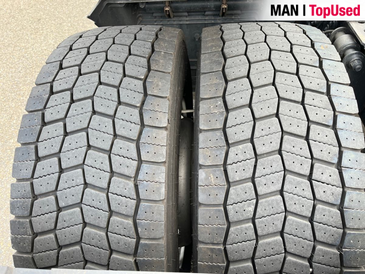 MAN TGX 18.470 4x2 BL SA Euro6 Retarder Klima ZV - Nyergesvontató: 4 kép. MAN TGX 18.470 4x2 BL SA Euro6 Retarder Klima ZV - Nyergesvontató: 4 kép.