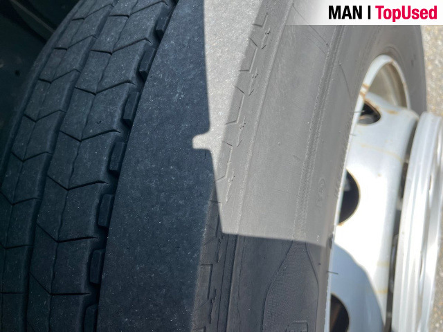 MAN TGX 18.470 4x2 BL SA Euro6 Retarder Klima ZV - Nyergesvontató: 2 kép. MAN TGX 18.470 4x2 BL SA Euro6 Retarder Klima ZV - Nyergesvontató: 2 kép.