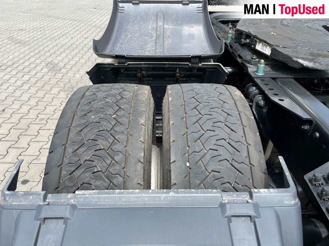MAN TGX 18.470 4x2 BL SA Euro6 Retarder Klima ZV - Nyergesvontató: 3 kép. MAN TGX 18.470 4x2 BL SA Euro6 Retarder Klima ZV - Nyergesvontató: 3 kép.