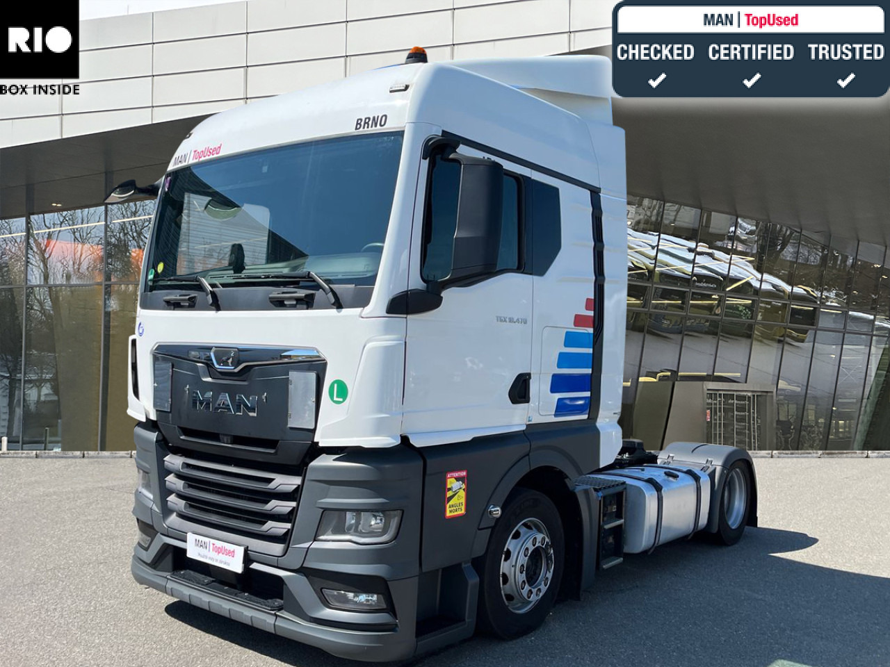 MAN TGX 18.470 4x2 LL SA Euro6 Retarder Klima ZV - Nyergesvontató: 1 kép. MAN TGX 18.470 4x2 LL SA Euro6 Retarder Klima ZV - Nyergesvontató: 1 kép.