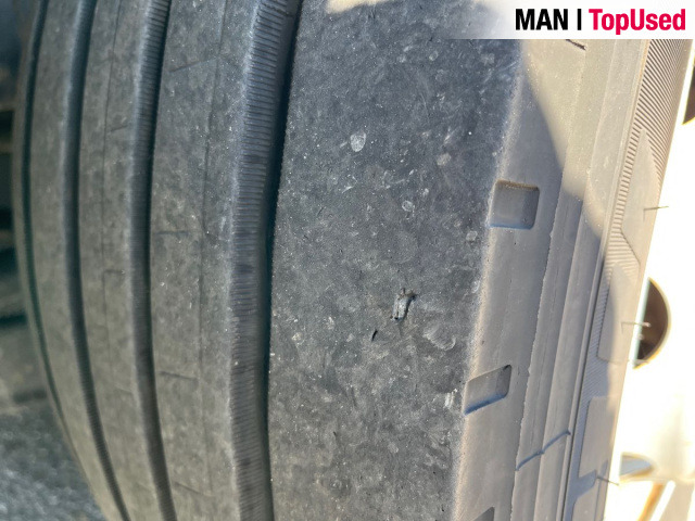 MAN TGX 18.470 4x2 LL SA Euro6 Retarder Klima ZV - Nyergesvontató: 3 kép. MAN TGX 18.470 4x2 LL SA Euro6 Retarder Klima ZV - Nyergesvontató: 3 kép.
