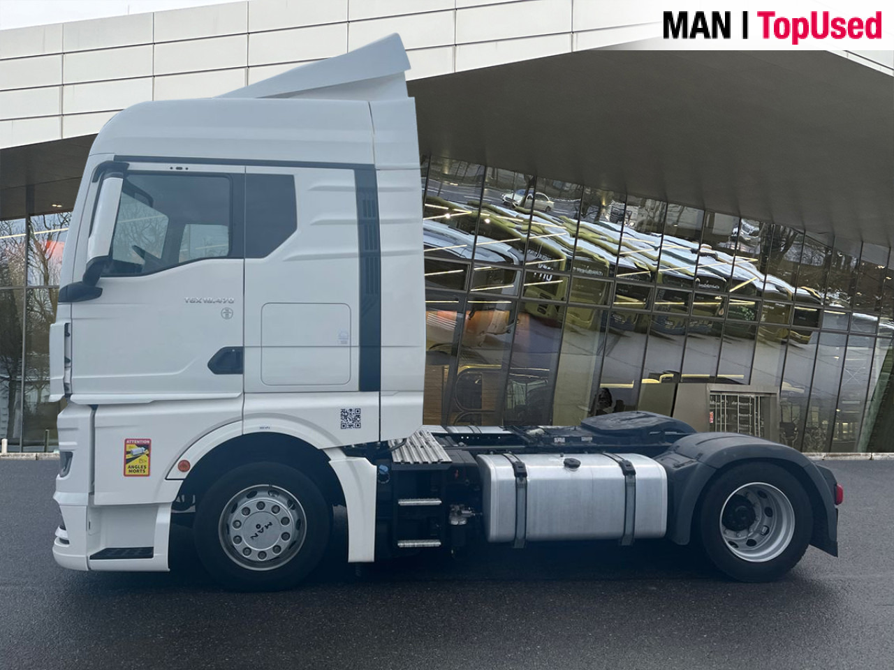 MAN TGX 18.470 4x2 LL SA, zvedací točna Euro6 Klima - Nyergesvontató: 2 kép. MAN TGX 18.470 4x2 LL SA, zvedací točna Euro6 Klima - Nyergesvontató: 2 kép.