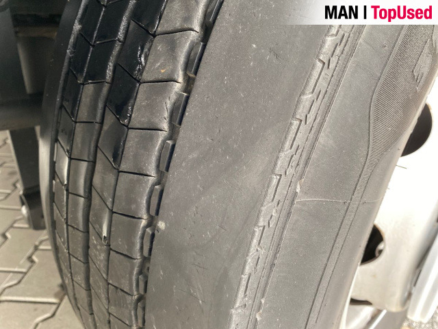MAN TGX 18.510 4x2 BL SA Euro6 Retarder Klima ZV - Nyergesvontató: 2 kép. MAN TGX 18.510 4x2 BL SA Euro6 Retarder Klima ZV - Nyergesvontató: 2 kép.