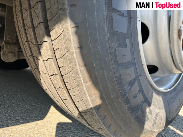 MAN TGX 18.510 4x2 BL SA Euro6 Retarder Klima ZV - Nyergesvontató: 3 kép. MAN TGX 18.510 4x2 BL SA Euro6 Retarder Klima ZV - Nyergesvontató: 3 kép.