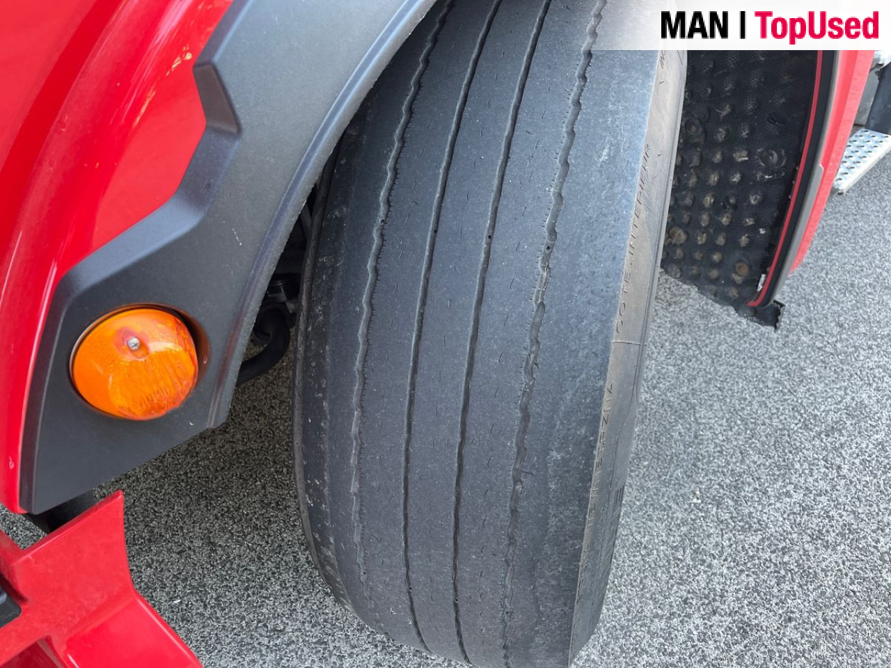 MAN TGX 18.470 4x2 BL SA Euro6 Retarder Klima ZV - Nyergesvontató: 2 kép. MAN TGX 18.470 4x2 BL SA Euro6 Retarder Klima ZV - Nyergesvontató: 2 kép.