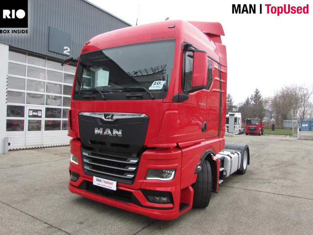 MAN TGX 18.470 4x2 LL SA Euro6 Retarder Klima ZV - Nyergesvontató: 1 kép. MAN TGX 18.470 4x2 LL SA Euro6 Retarder Klima ZV - Nyergesvontató: 1 kép.