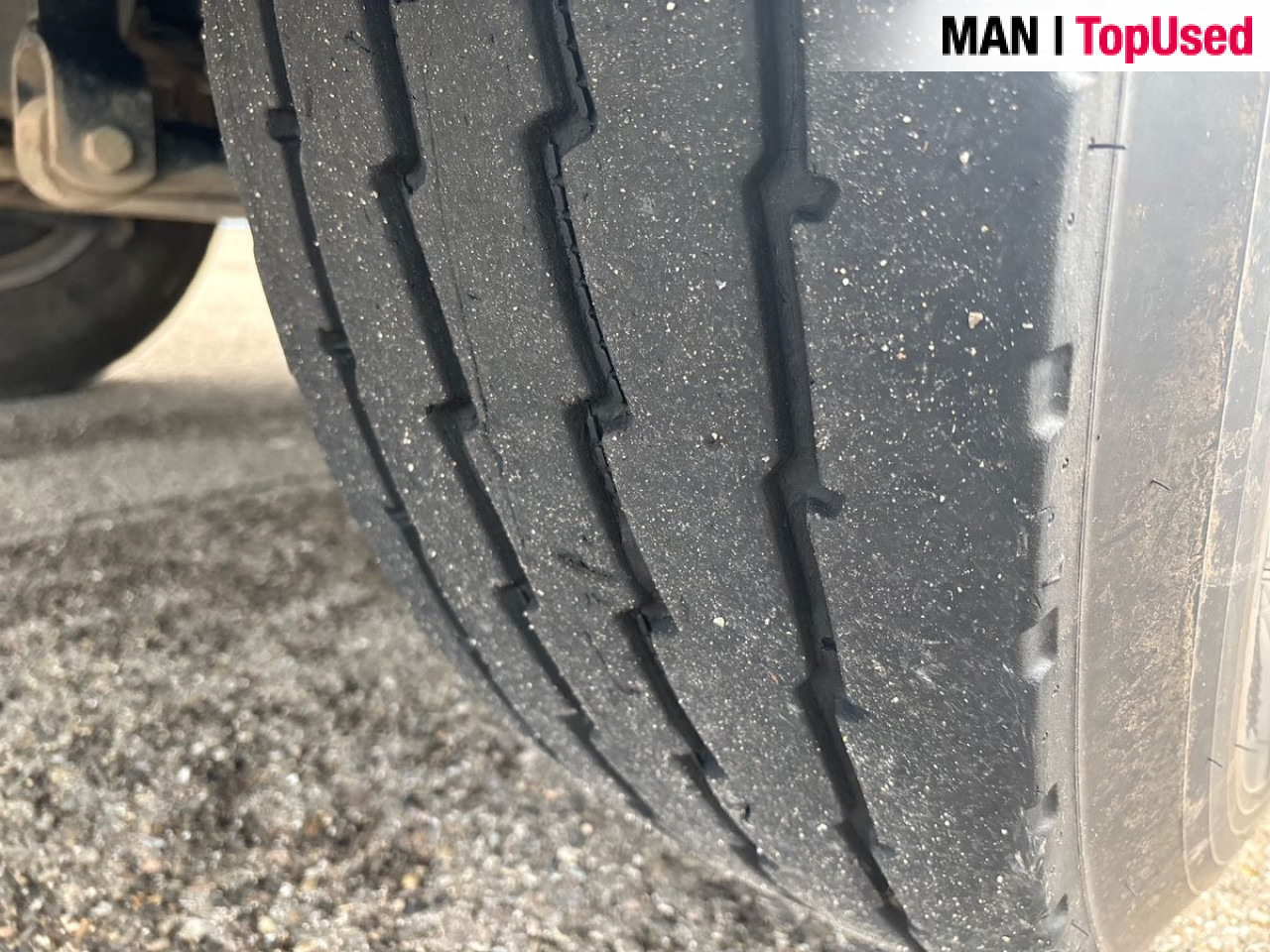 MAN TGX 18.520 4x4H BL SA *RM935876 Euro6 Pritarder ZV - Nyergesvontató: 3 kép. MAN TGX 18.520 4x4H BL SA *RM935876 Euro6 Pritarder ZV - Nyergesvontató: 3 kép.