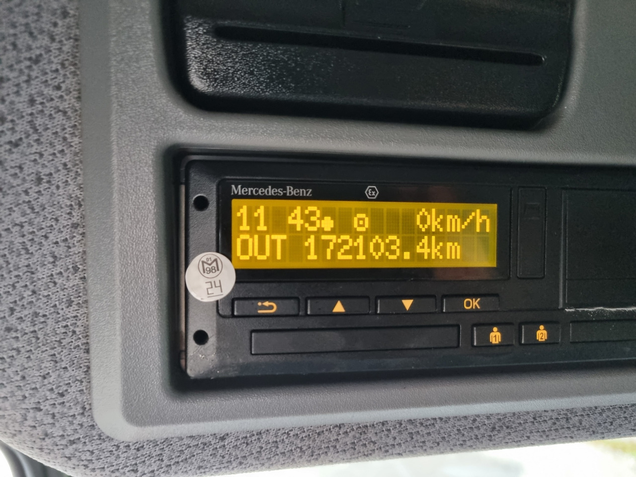 MERCEDES-BENZ ATEGO 1323 4x4 ABROLKIPPER - Horgos rakodó teherautó: 4 kép. MERCEDES-BENZ ATEGO 1323 4x4 ABROLKIPPER - Horgos rakodó teherautó: 4 kép.
