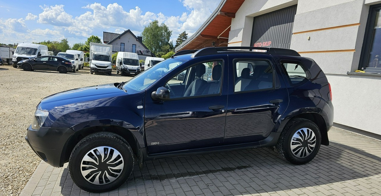 Dacia Duster I Dacia Duster 4x4 benzyna 1.6 idealna pod lpg - Terepjáró/ SUV: 4 kép. Dacia Duster I Dacia Duster 4x4 benzyna 1.6 idealna pod lpg - Terepjáró/ SUV: 4 kép.