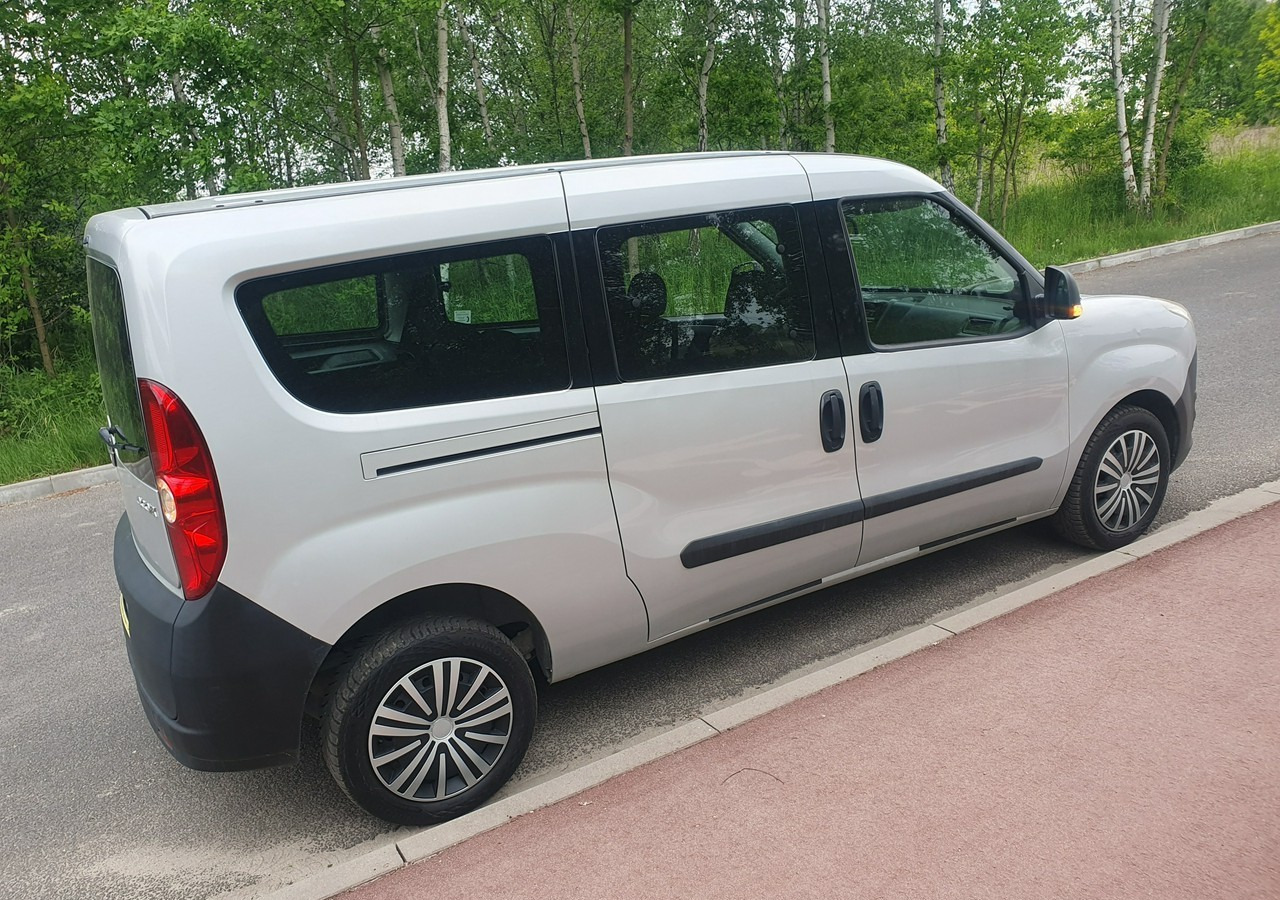 Fiat Doblo long*combo *doblo* krajówka *fv vat 23%* - Autó: 5 kép. Fiat Doblo long*combo *doblo* krajówka *fv vat 23%* - Autó: 5 kép.