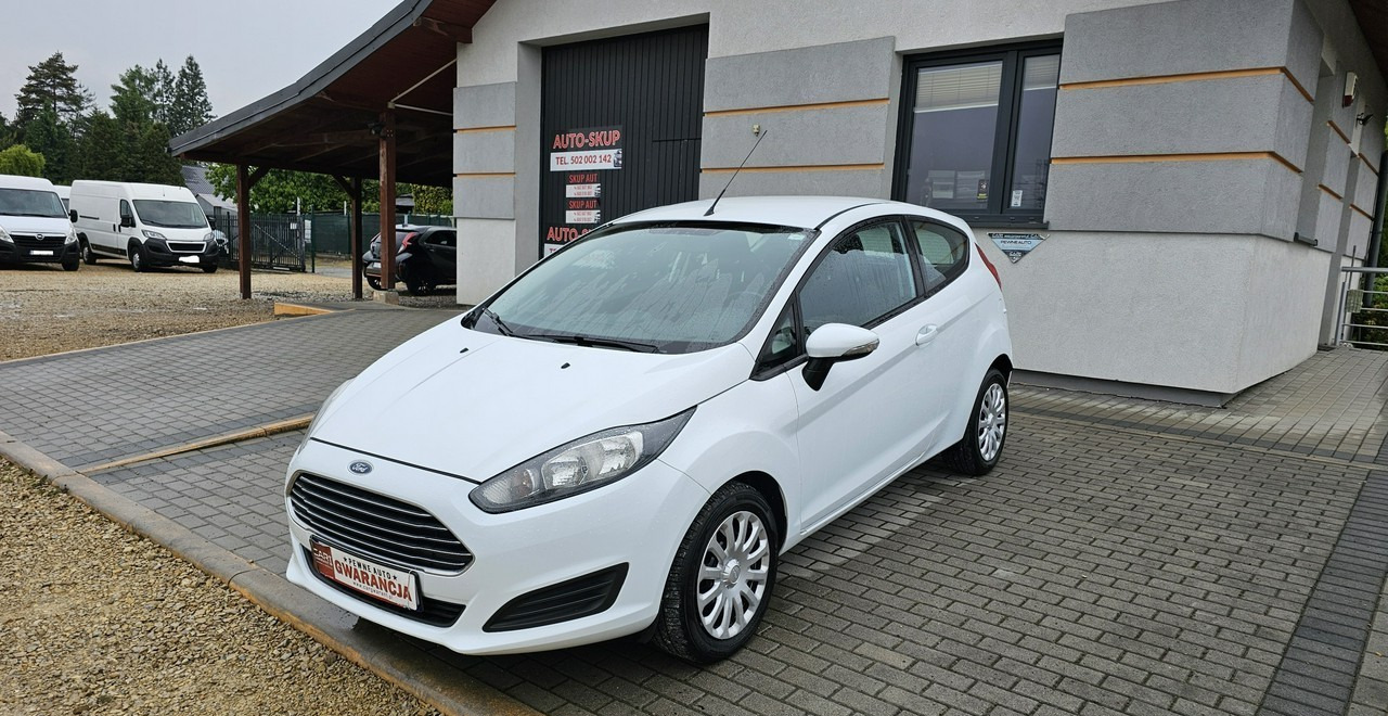 Ford Fiesta VIII Ford Fiesta 1,3 pb * ładna* - Hatchback: 3 kép. Ford Fiesta VIII Ford Fiesta 1,3 pb * ładna* - Hatchback: 3 kép.